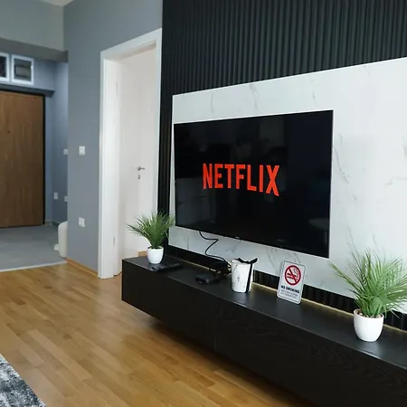 Aurora アパート *